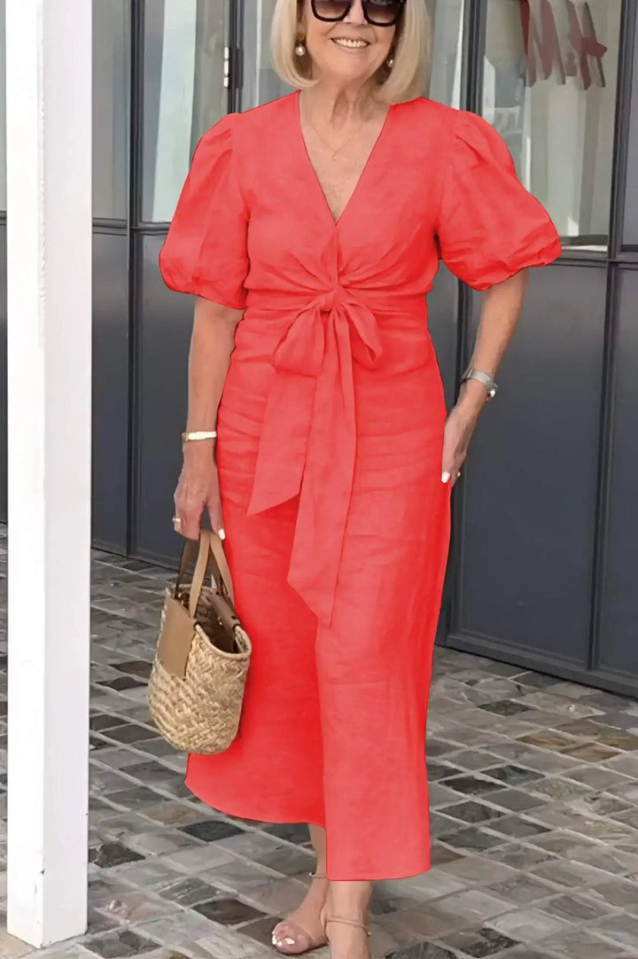LYNORA | ROBE MIDI ÉLÉGANTE AVEC DÉCOLLETÉ EN V