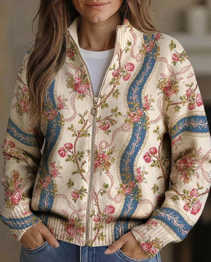 Camila - Cardigan en laine avec roses grimpantes