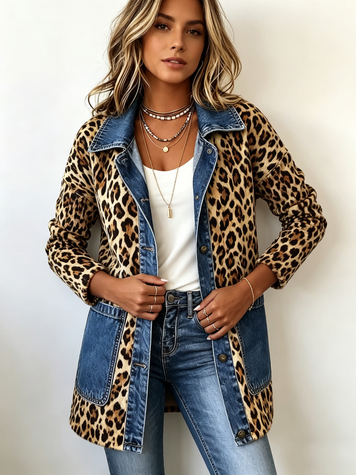 Madeleine | Veste longue en denim à motif léopard avec contraste
