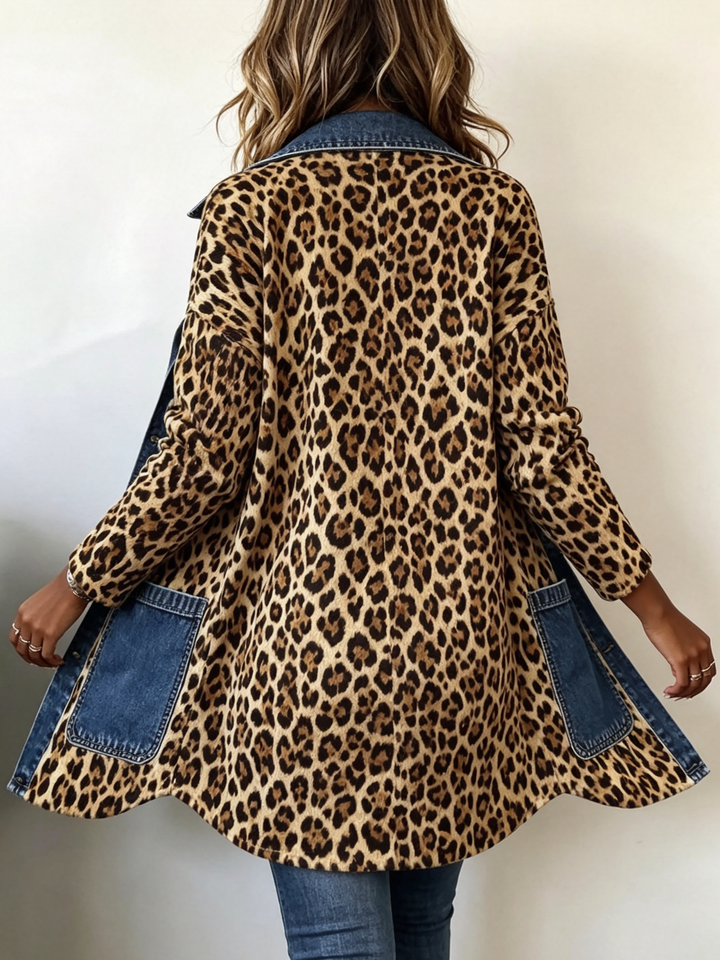Madeleine | Veste longue en denim à motif léopard avec contraste